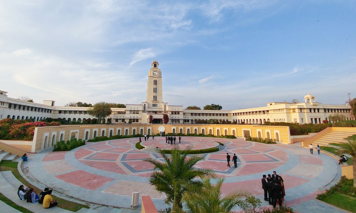 bits-pilani-campus-1220x732.jpg